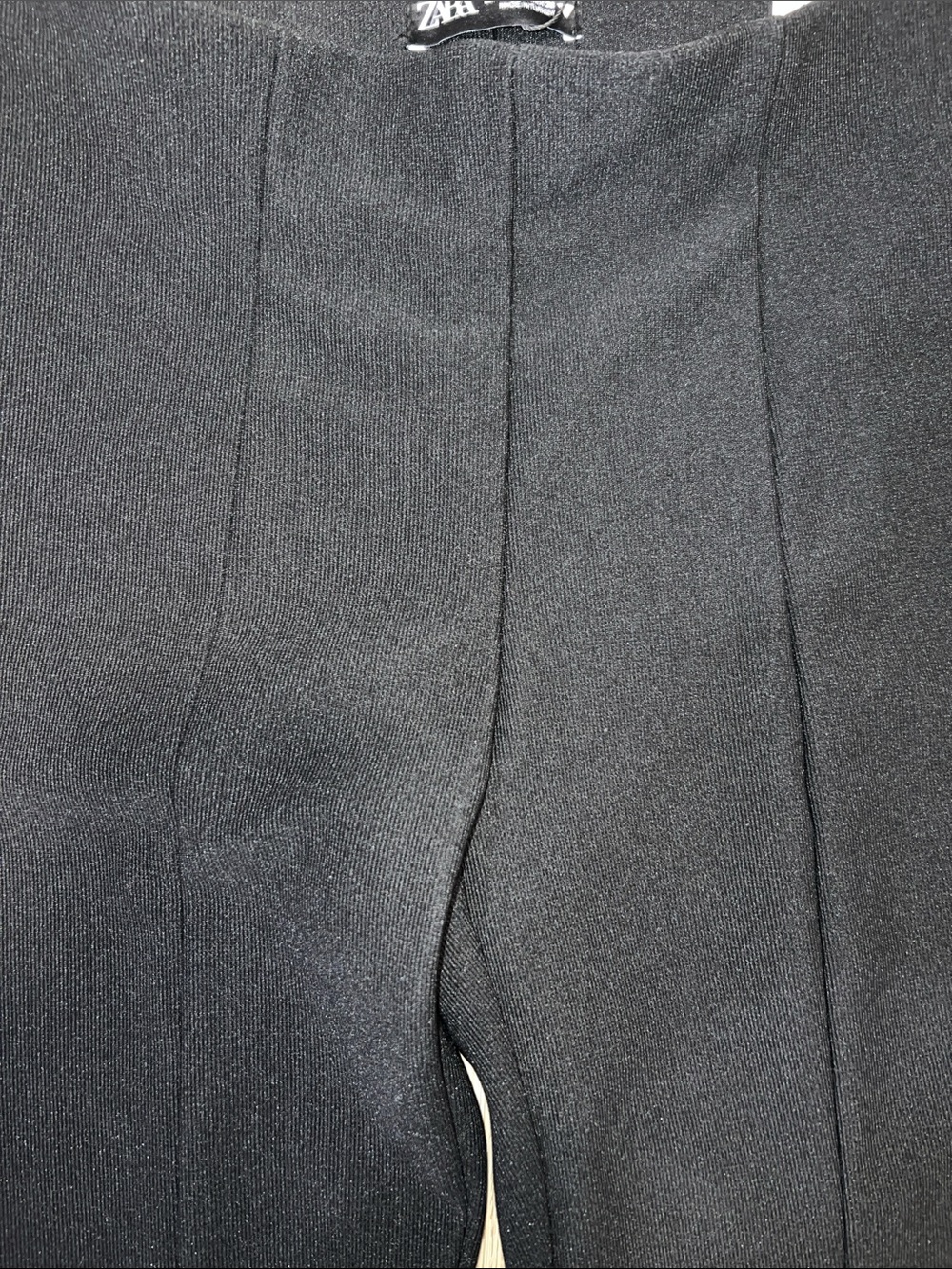 Zara Black High-Waisted Ribbed Flare Leggings with Front Split-hems - Picture 10 of 15